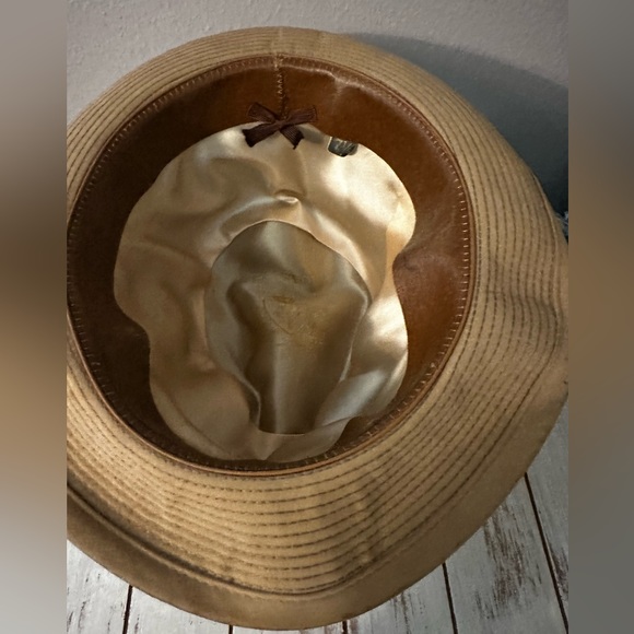 Resistol Byer Rolnick Fedora (7 1/8) Camel Tan Suede Vintage - Picture 6 of 11